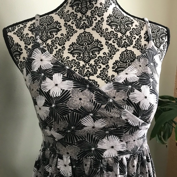 Old Navy Sundress, small - Picture 5 of 7